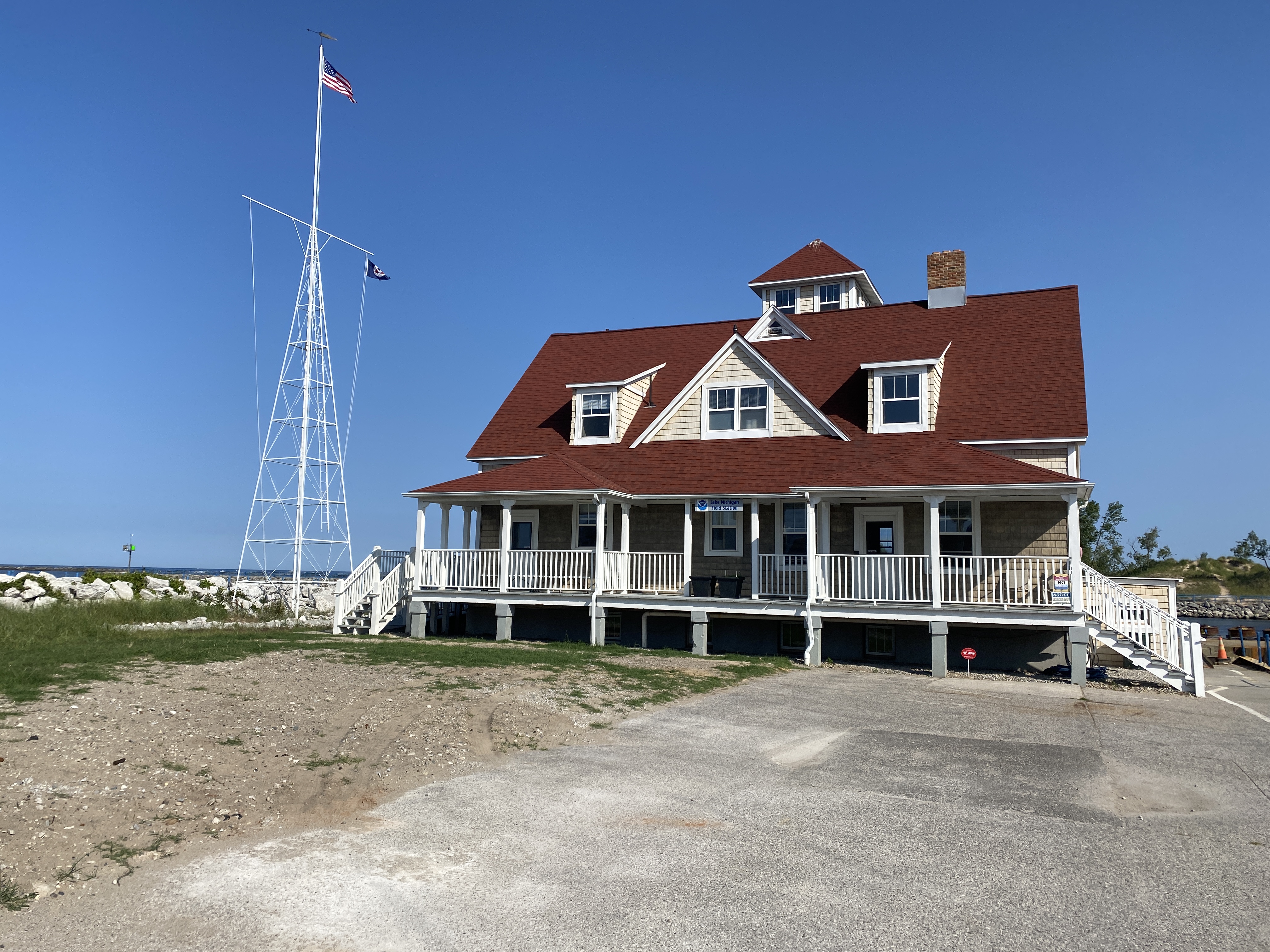 picture of the exterior of the Lake Michigan Field Station