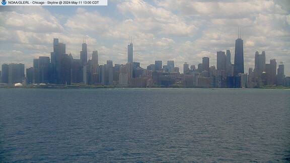[Chicago WebCam Image, frame 30]