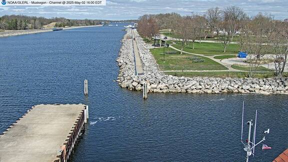 [Muskegon WebCam Image, frame 04]