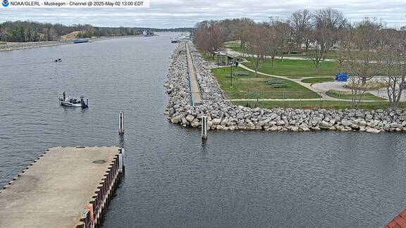 [Muskegon WebCam Image, frame 07]