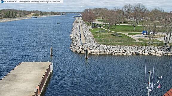 [Muskegon WebCam Image, frame 10]