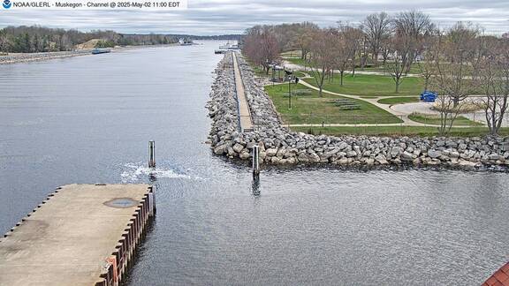 [Muskegon WebCam Image, frame 13]