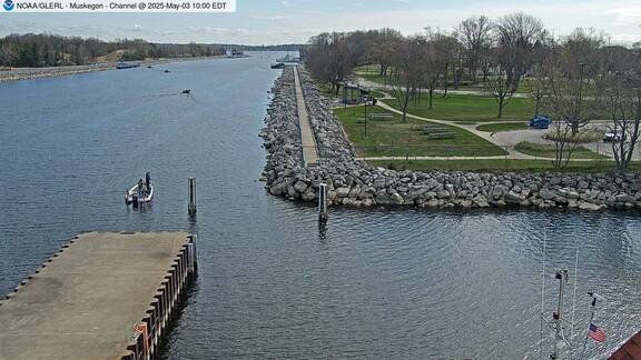 [Muskegon WebCam Image, frame 36]