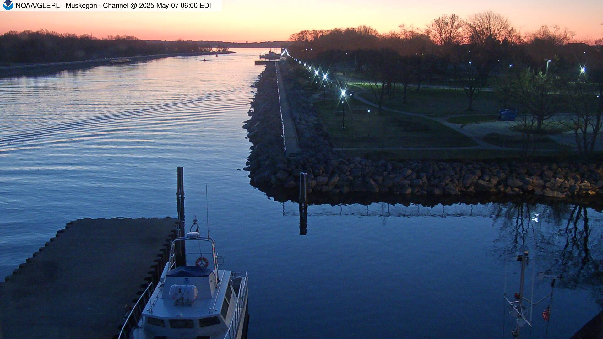 [Muskegon WebCam #8]