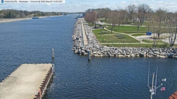 [Muskegon WebCam Image, frame 39]