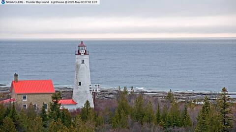 [Thunder Bay Island WebCam Image, frame 25]