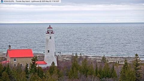 [Thunder Bay Island WebCam Image, frame 34]