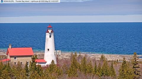 [Thunder Bay Island WebCam Image, frame 35]