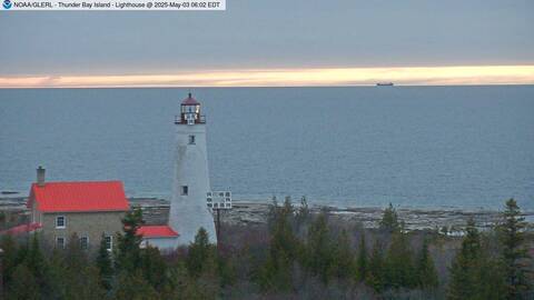 [Thunder Bay Island WebCam Image, frame 43]