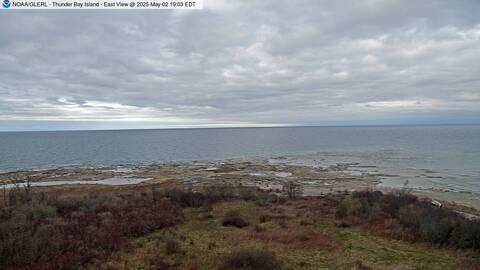 [Thunder Bay Island WebCam Image, frame 14]