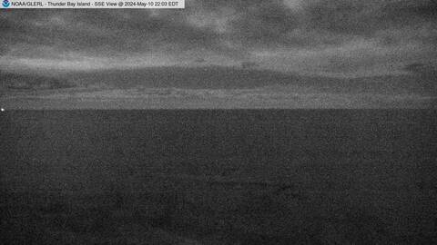 [Thunder Bay Island WebCam Image, frame 04]