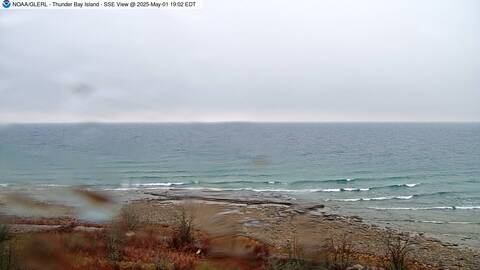 [Thunder Bay Island WebCam Image, frame 24]