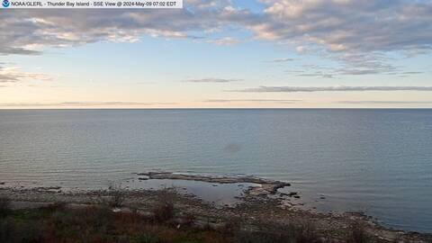 [Thunder Bay Island WebCam Image, frame 24]