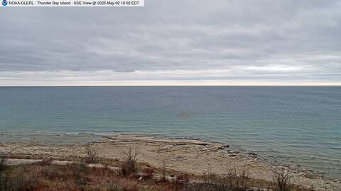 [Thunder Bay Island WebCam Image, frame 36]