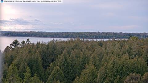[Thunder Bay Island WebCam Image, frame 02]