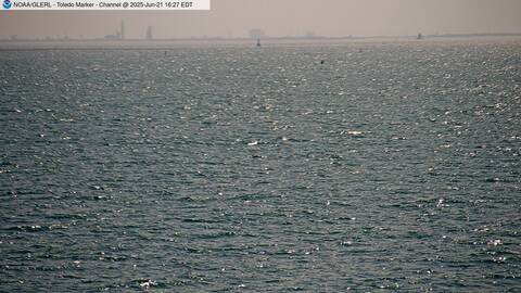 [Toledo Channel Marker WebCam Image, frame 18]